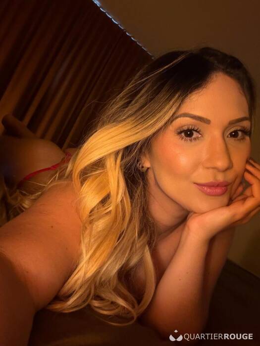 LAYLA HOT (Photo)