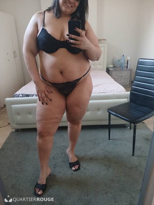 Liz Lili (Photo)