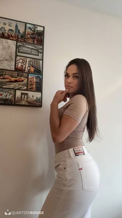 Geovana Super Chaud (Photo)