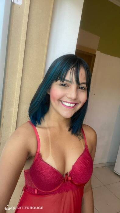 Beatriz Poliana (Photo)