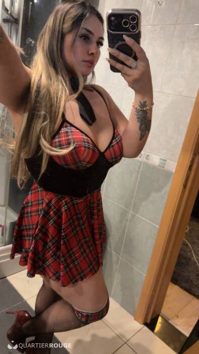 JULIANA Sexy (Photo)