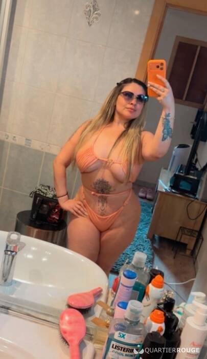 JULIANA Sexy (Photo)