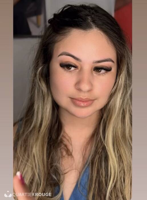 JULIANA Sexy (Photo)