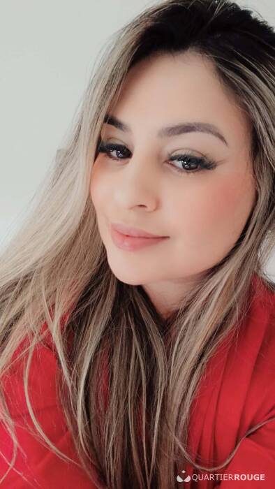 JULIANA Sexy (Photo)