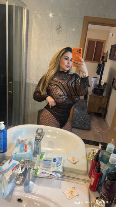 JULIANA Sexy (Photo)