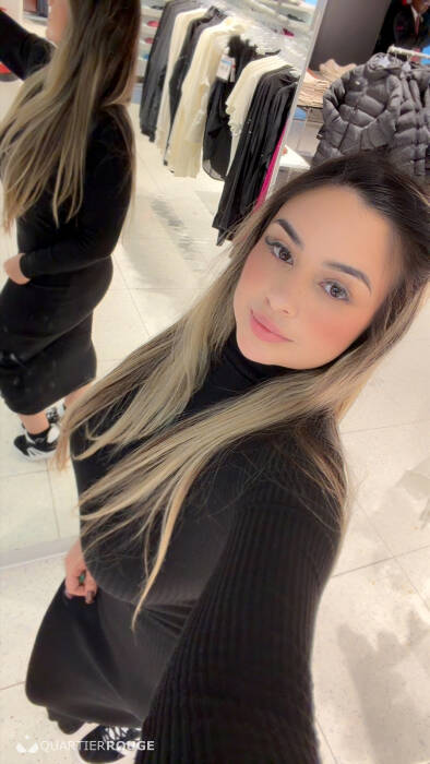 JULIANA Sexy (Photo)