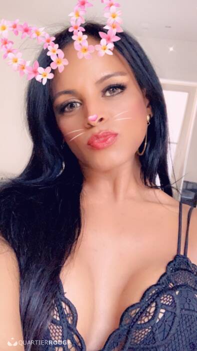 TRIO SHEMALE (Photo)