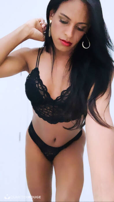 TRIO SHEMALE (Photo)