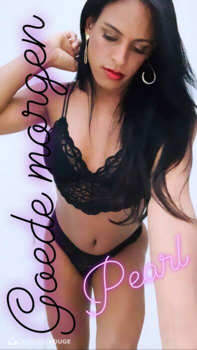 TRIO SHEMALE (Photo)