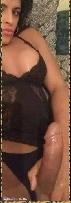 TRIO SHEMALE (Photo)