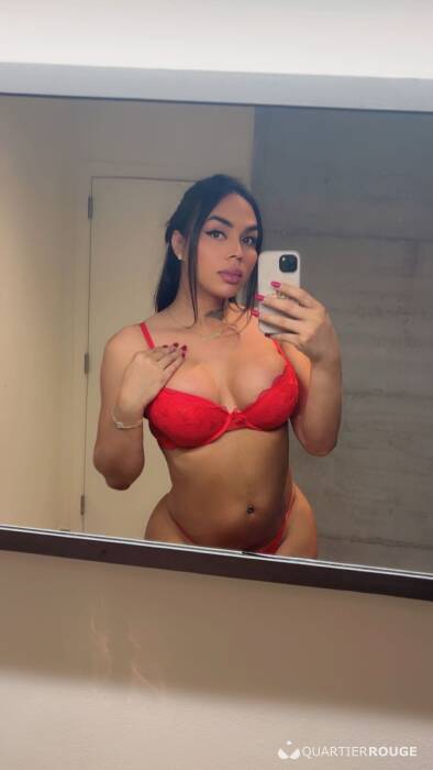 Karoline sbeiger (Photo)