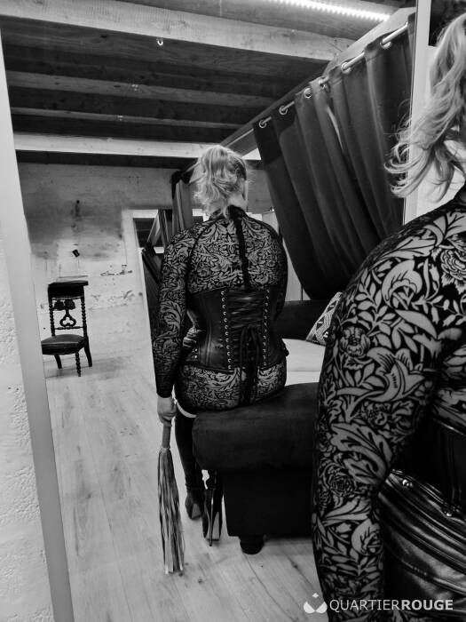 Lady Anar (Photo)