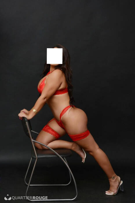 Elena (Photo)