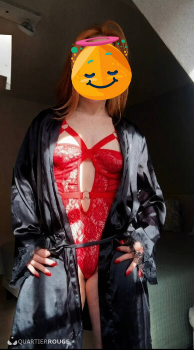 Ella (Photo)