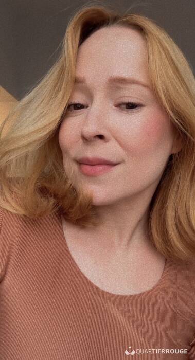 Ella (Photo)