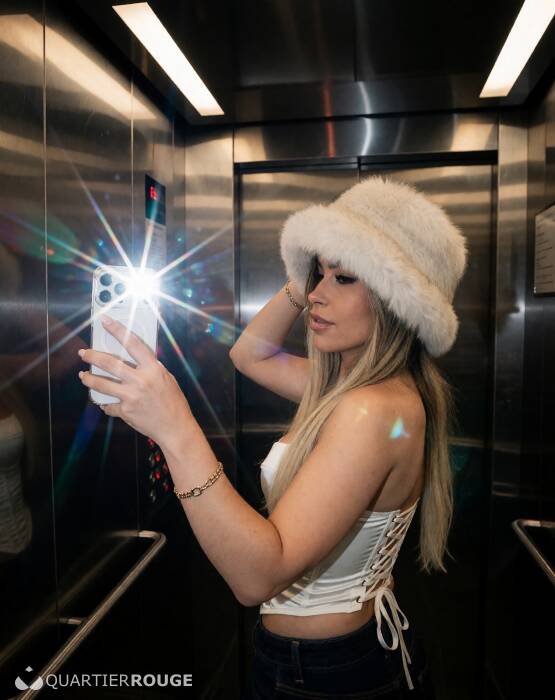 Mel (Photo)