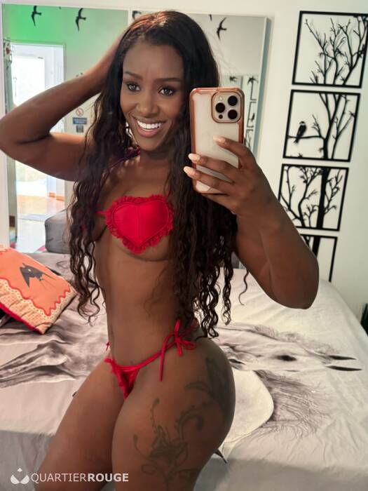 Naomi Indépendant (Photo)