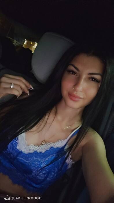 Andreea (Photo)