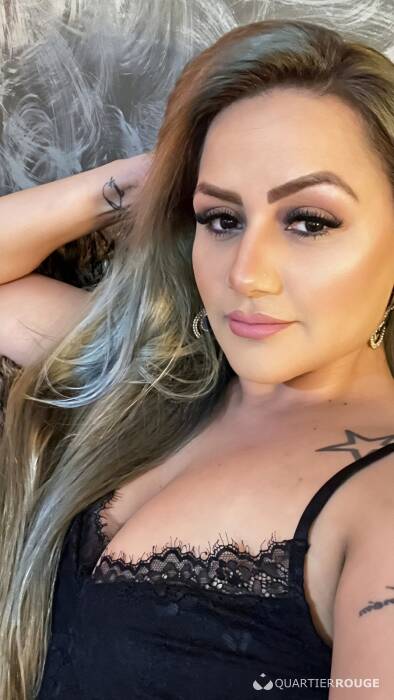 DANIELA MELLO (Photo)