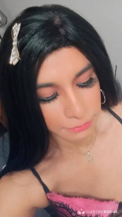 Akemi Zumiko (Photo)