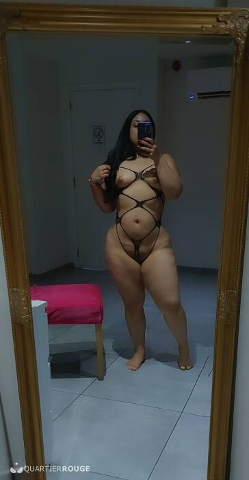 Nikki (Photo)