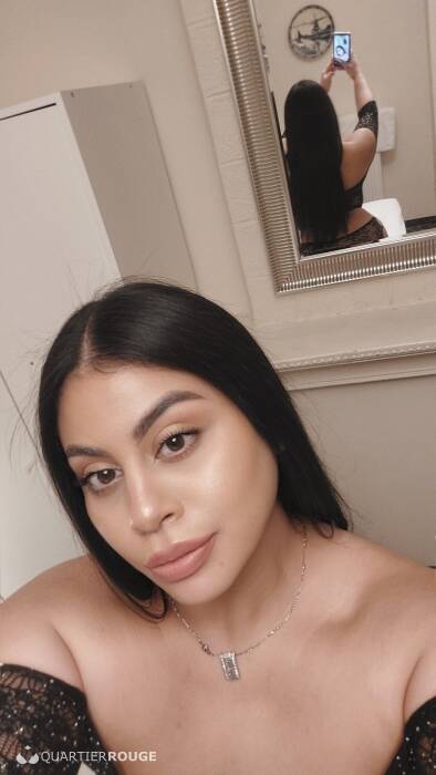 Nikki (Photo)