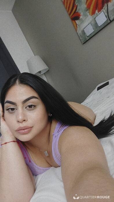 Nikki (Photo)