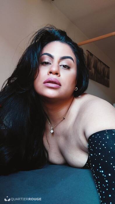 Nikki (Photo)