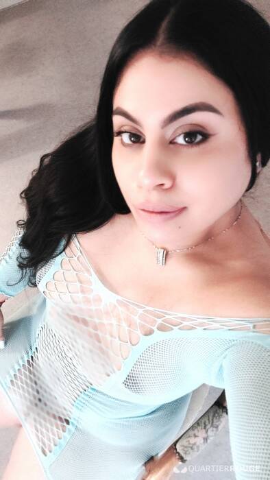 Nikki (Photo)