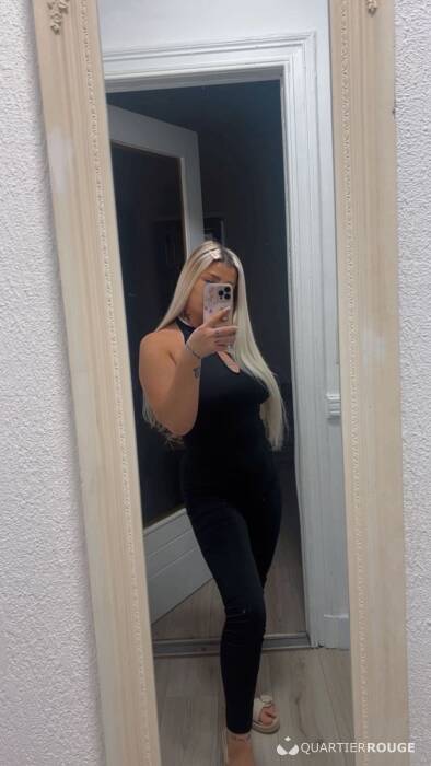 Lora GFE hot body (Photo)