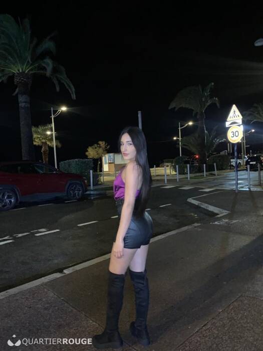 KARINA (Photo)