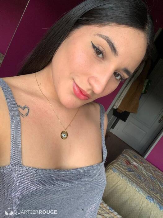KARINA (Photo)