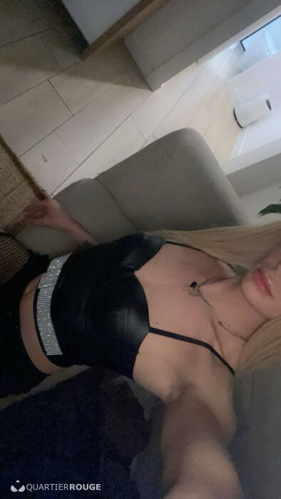 Irina Parisienne (Photo)