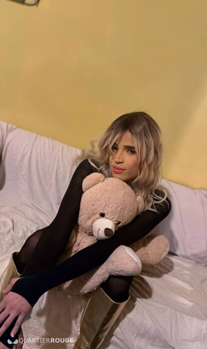 Katrinne (Photo)