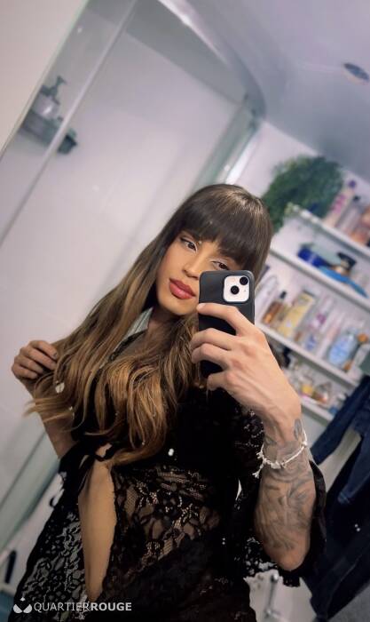 Katrinne (Photo)