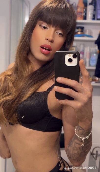 Katrinne (Photo)