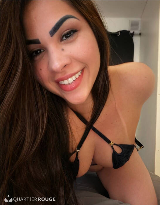 Lara Muniz (Photo)