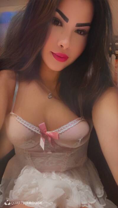 Lara Muniz.ofc (Photo)