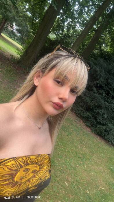 Emily (Photo)