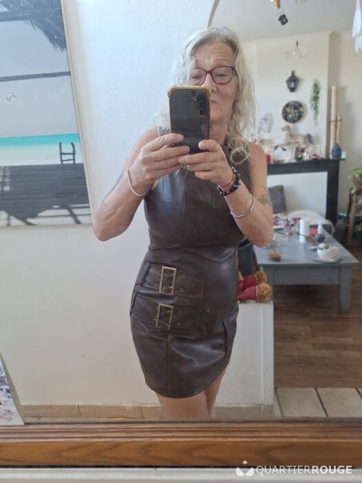 Femme mâture (Photo)