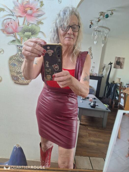 Femme mâture (Photo)