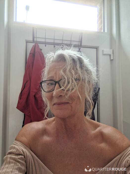Femme mâture (Photo)