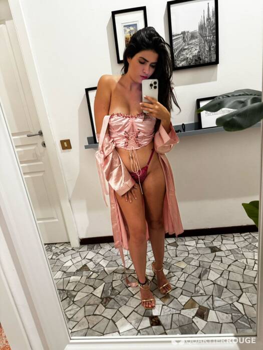 Liz super mingnone (Photo)