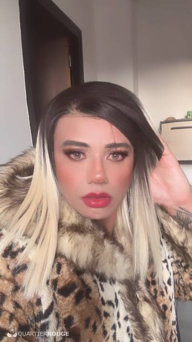 Rebeka (Photo)