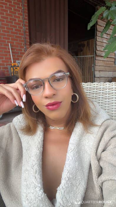 Julia (Photo)