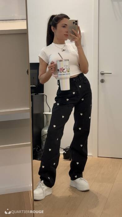 Anitta Petite (Photo)