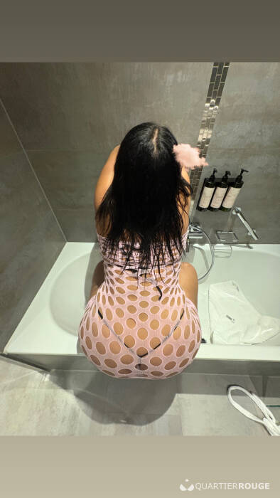 NAYA GROS CUL (Photo)