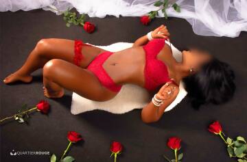 Bárbara Hot...Sweet Chocolate (Photo)