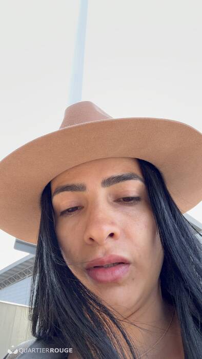 CLARA FLOR (Photo)