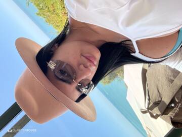 CLARA FLOR (Photo)
